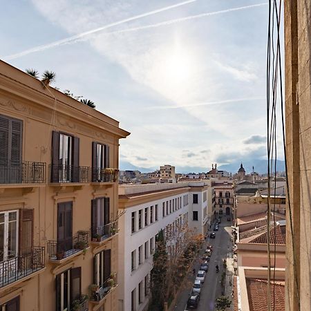 B&B Novecento Palermo Bagian luar foto