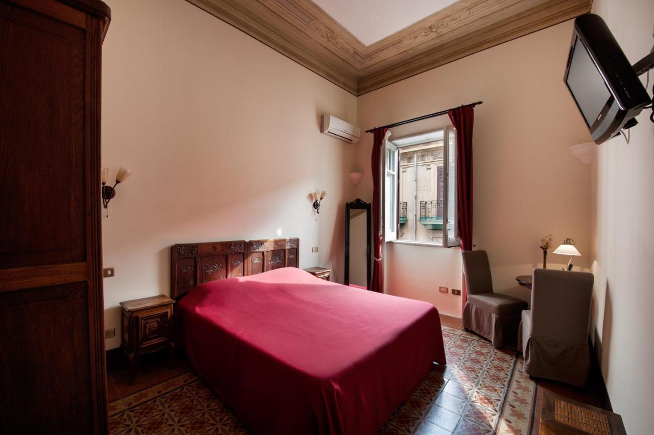 B&B Novecento Palermo Bagian luar foto
